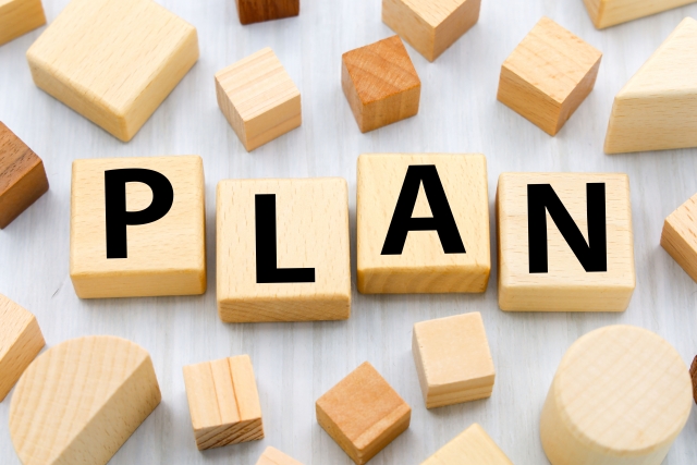 写真素材：プランの木製ブロックタイトル
